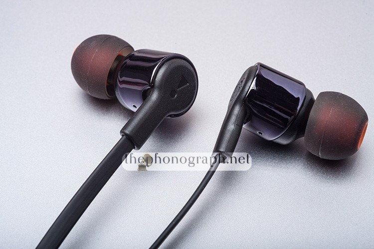 JBL T210