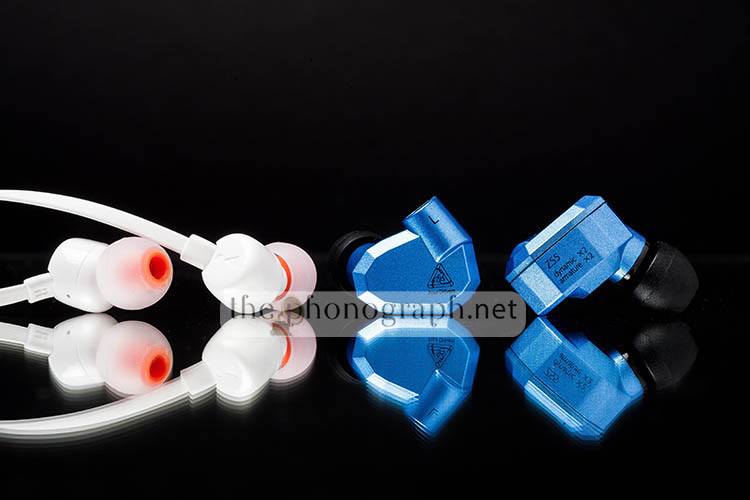 JBL T110 VS KZ ZS5