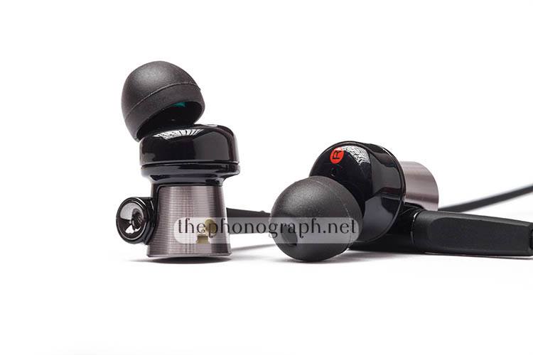 Sony MDR-XB70AP