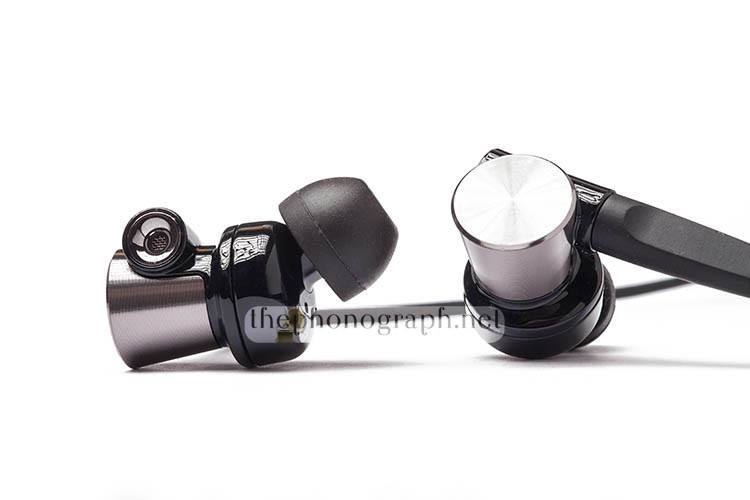 Sony MDR-XB70AP