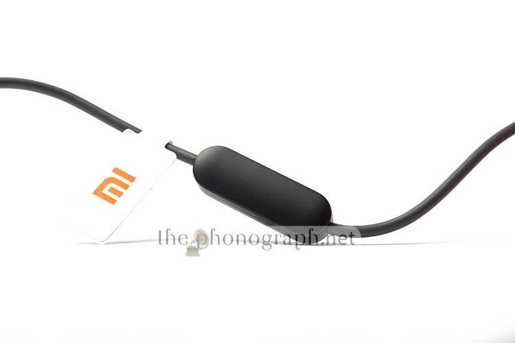 Xiaomi Mi Sports Bluetooth Headphones - Cable