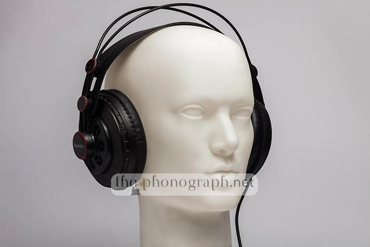 Superlux HD681