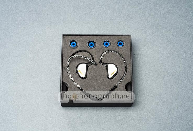 Yinyoo A8 accessories