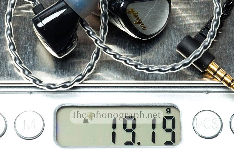 Yinyoo A8 weight