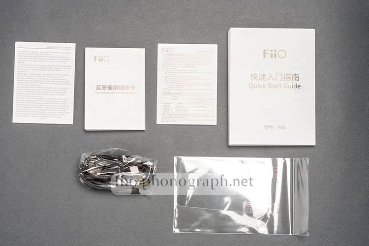 FiiO M6 accessories