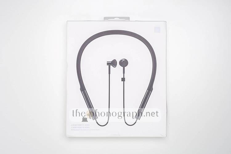 Xiaomi Mi Bluetooth Neckband Earphones Basic packaging (2)