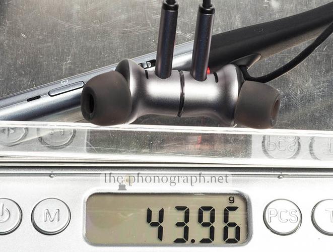 1MORE Dual Driver BT ANC In-Ear Headphones weight