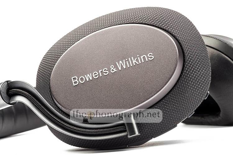 Bowers & Wilkins PX metal plate