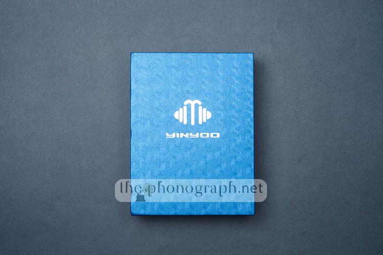 Yinyoo Topaz packaging