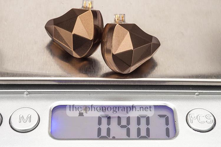 Yinyoo Topaz weight in ounces