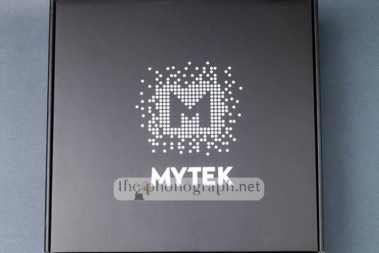 Mytek Brooklyn Bridge packaging