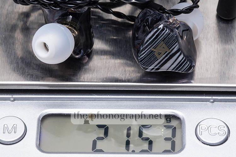 AUGLAMOUR T100 weight in grams