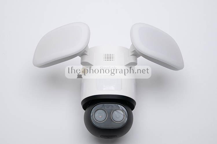 Reolink TrackFlex Floodlight WiFi Camera